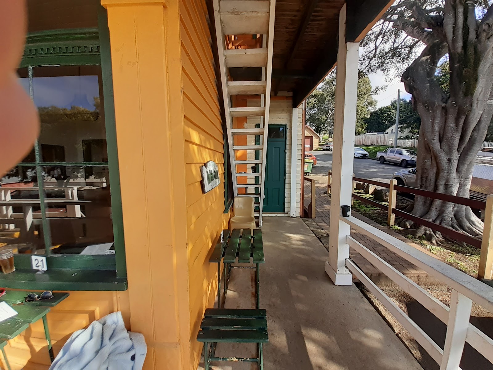 Dromedary Hotel in Central Tilba - photo 2