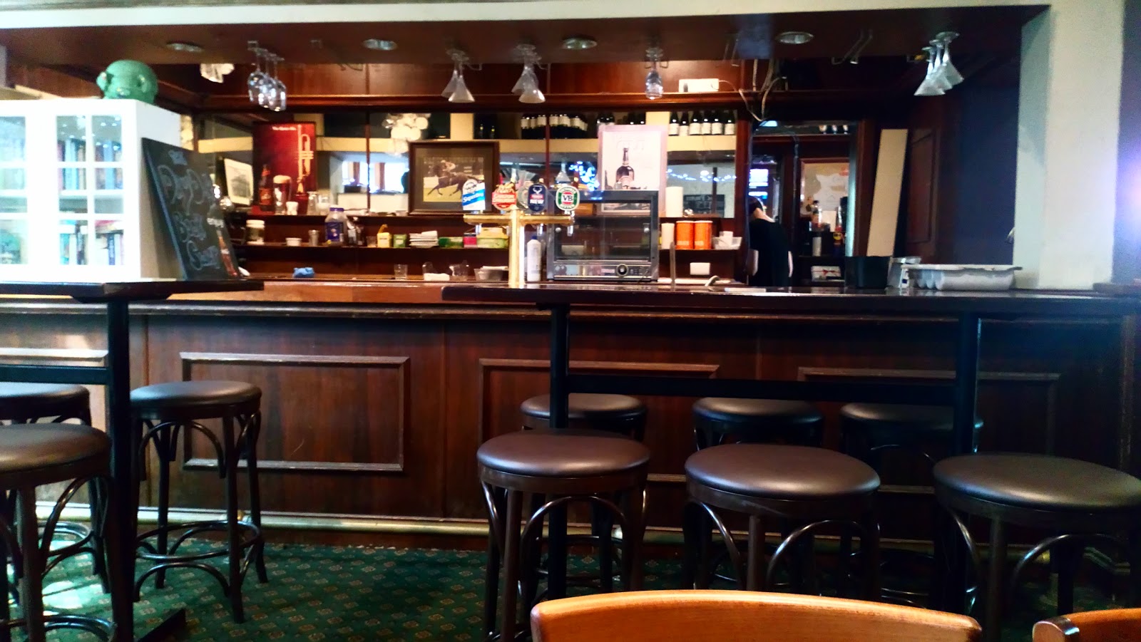 Dry Dock Hotel in Balmain - photo 2