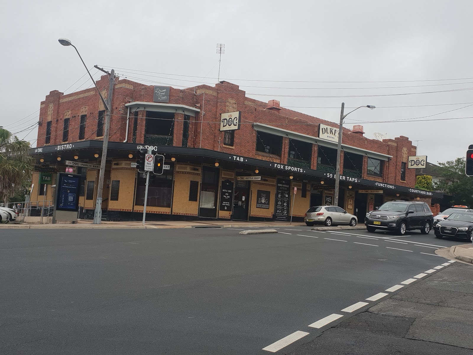 Duke of Gloucester Hotel in Randwick - photo 1