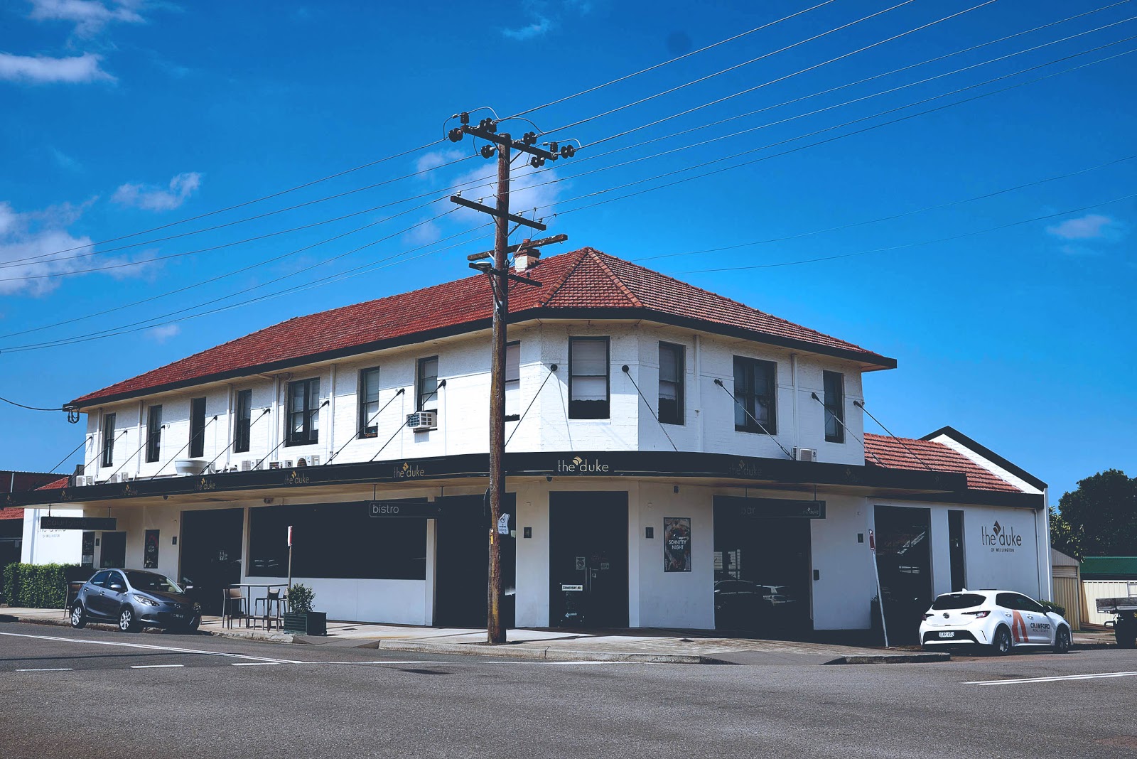 Duke of Wellington Hotel in Waterloo - photo 1