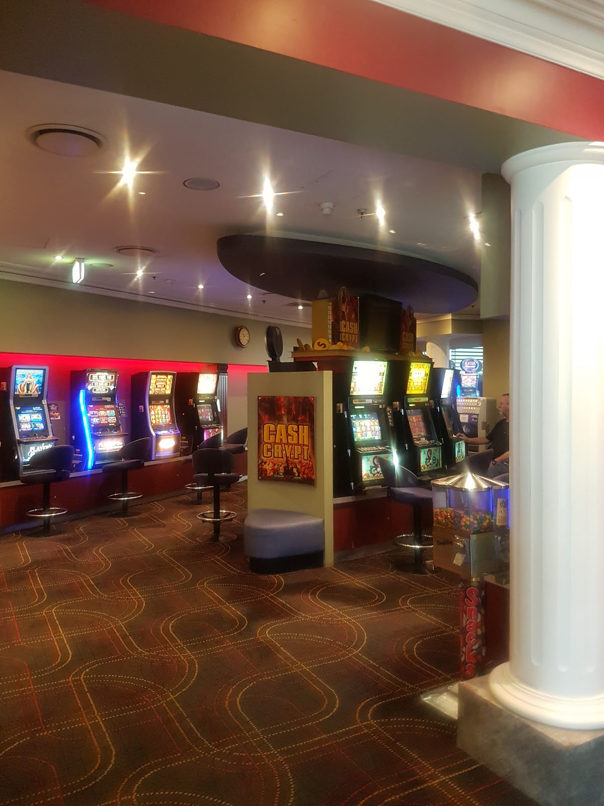 Earlwood Hotel in Earlwood - photo 2