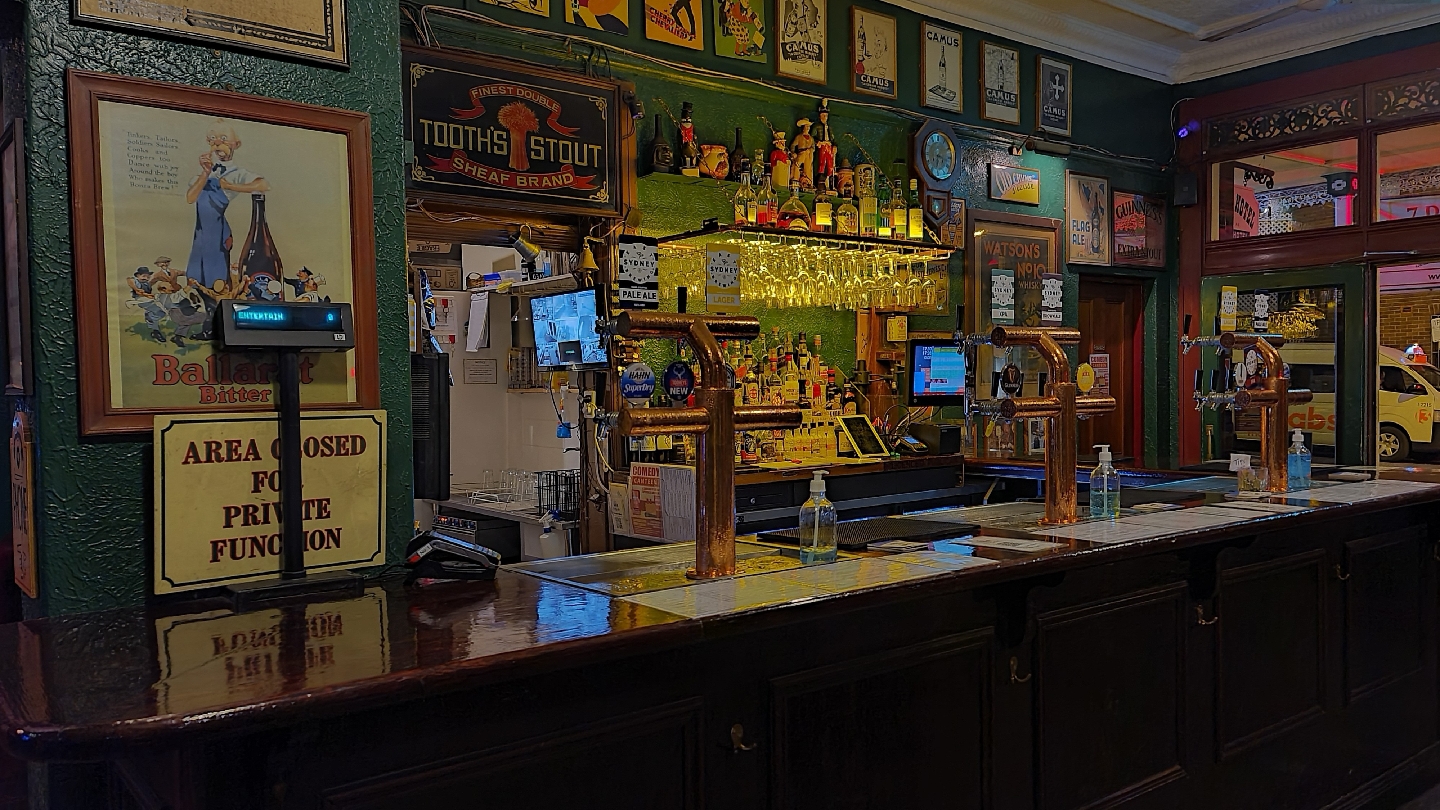 East Sydney Hotel in Woolloomooloo - photo 2