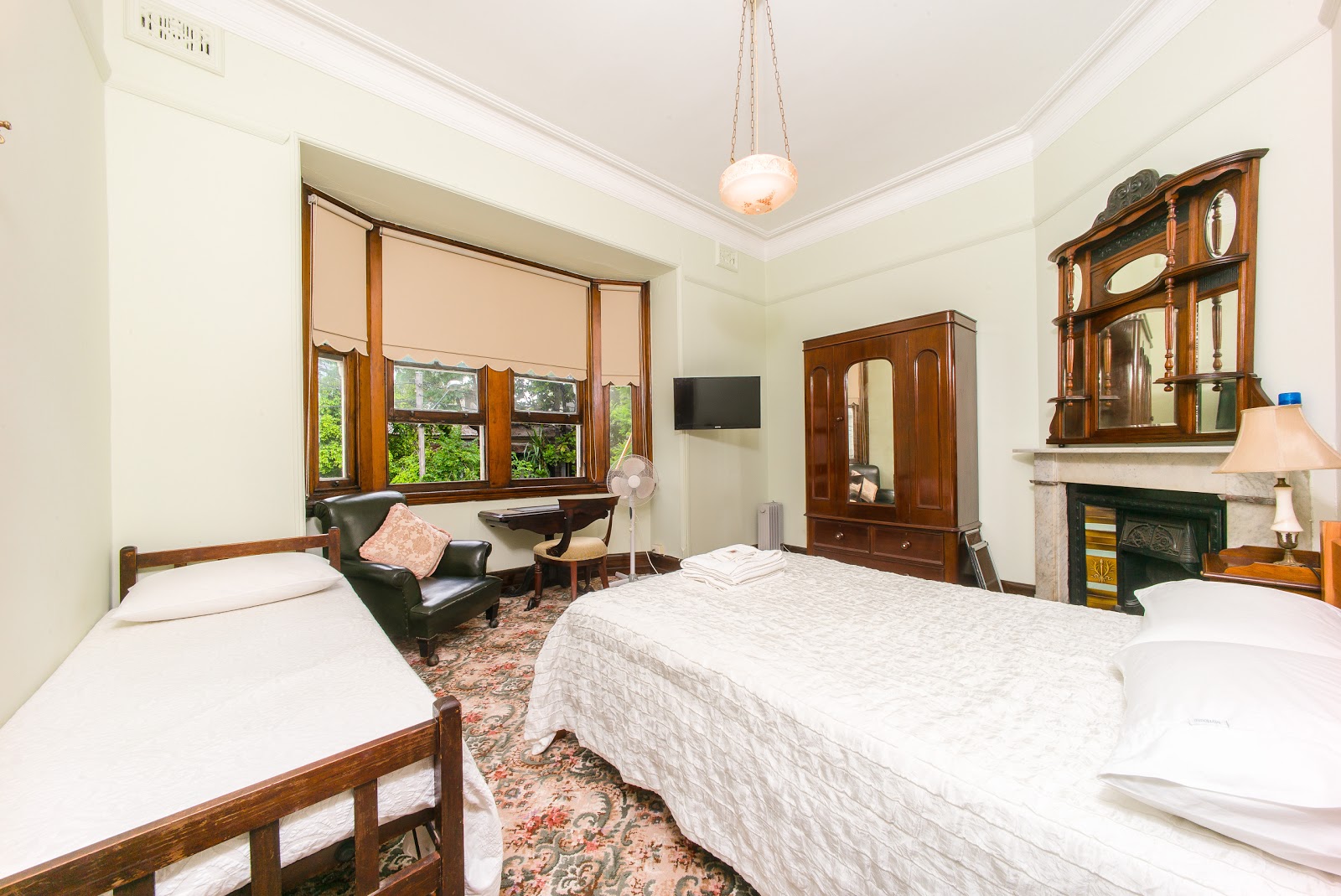 East Sydney Hotel in Woolloomooloo - photo 9