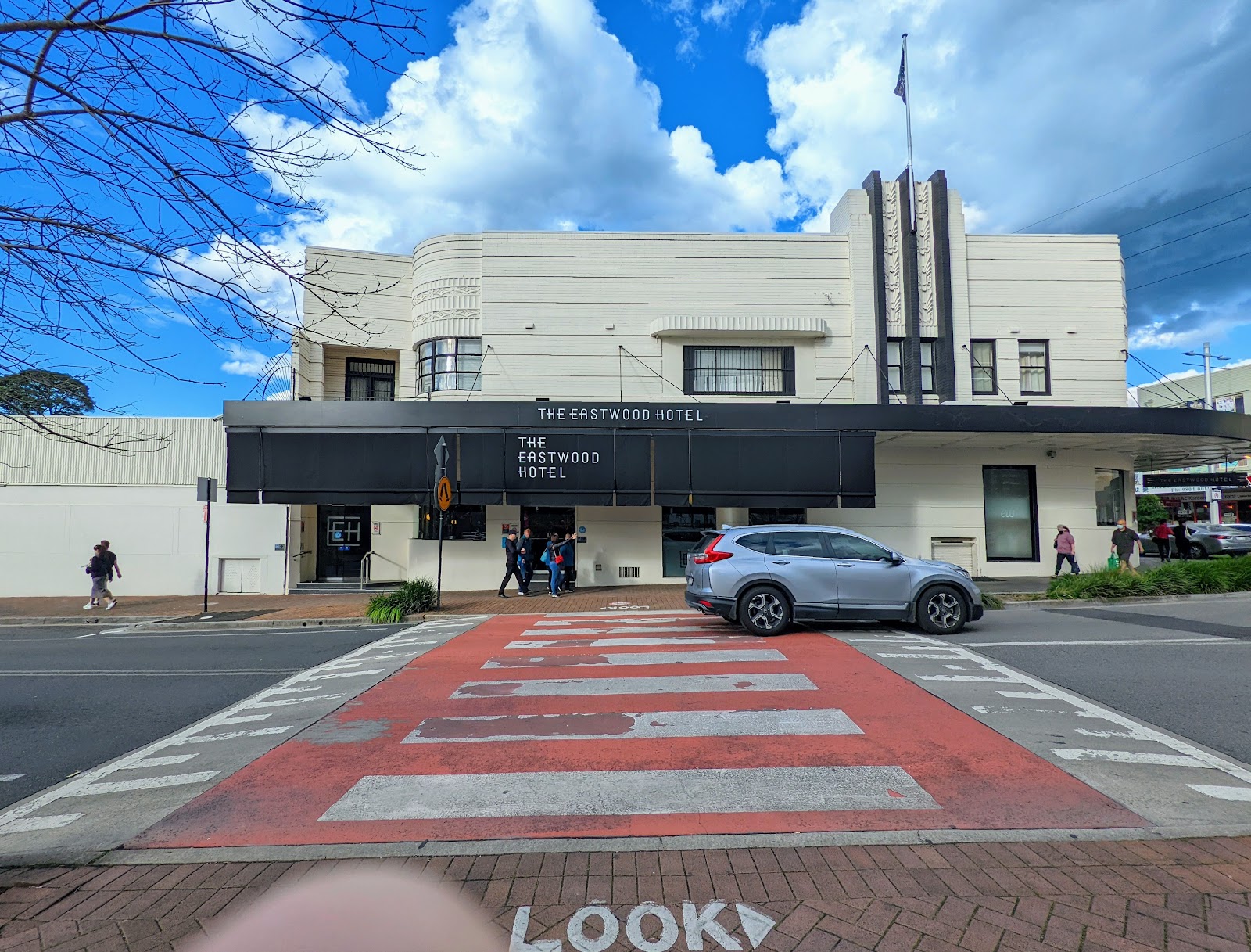 Eastwood Hotel in Eastwood - photo 2