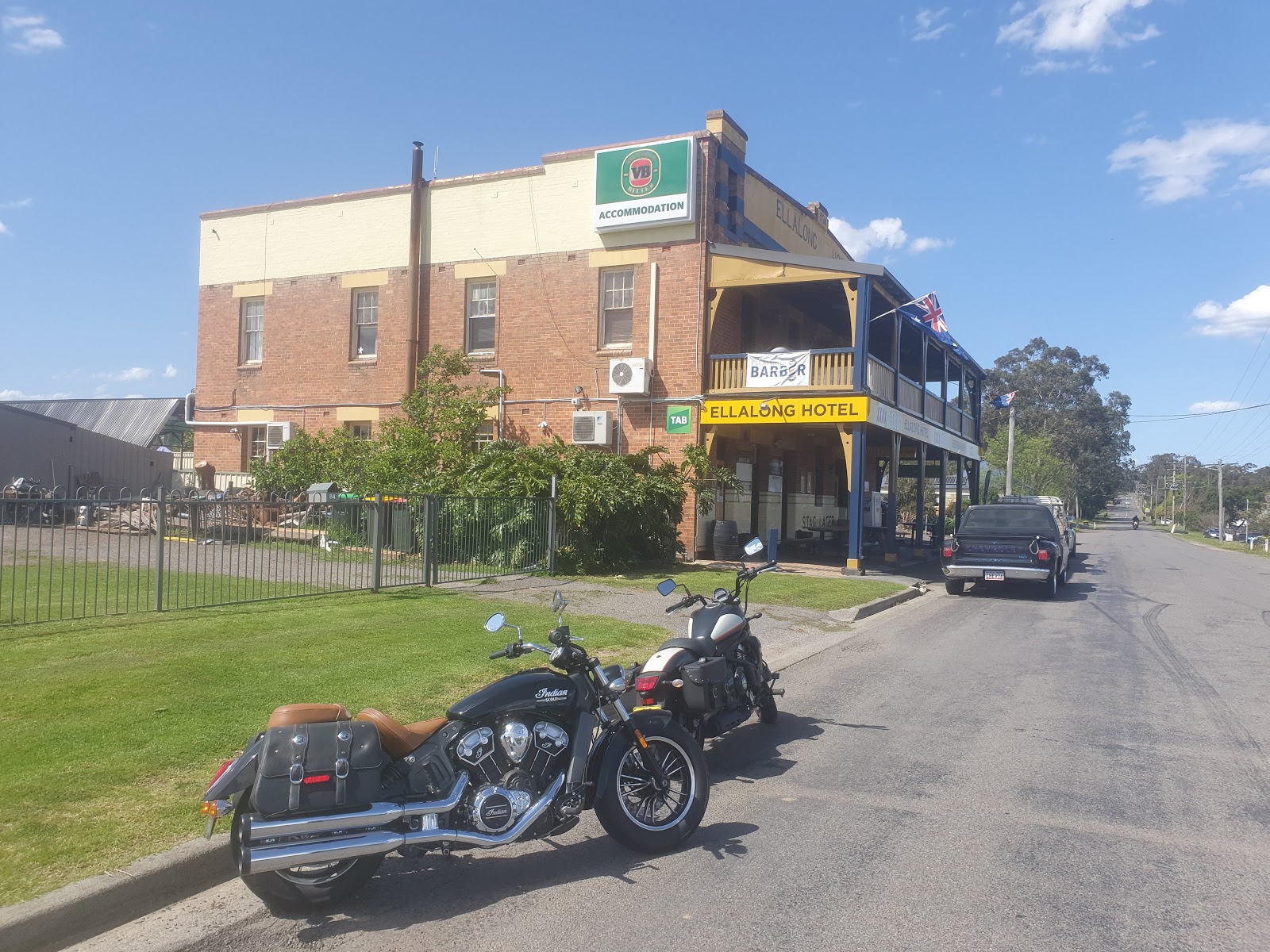 Ellalong Hotel in Ellalong - photo 1