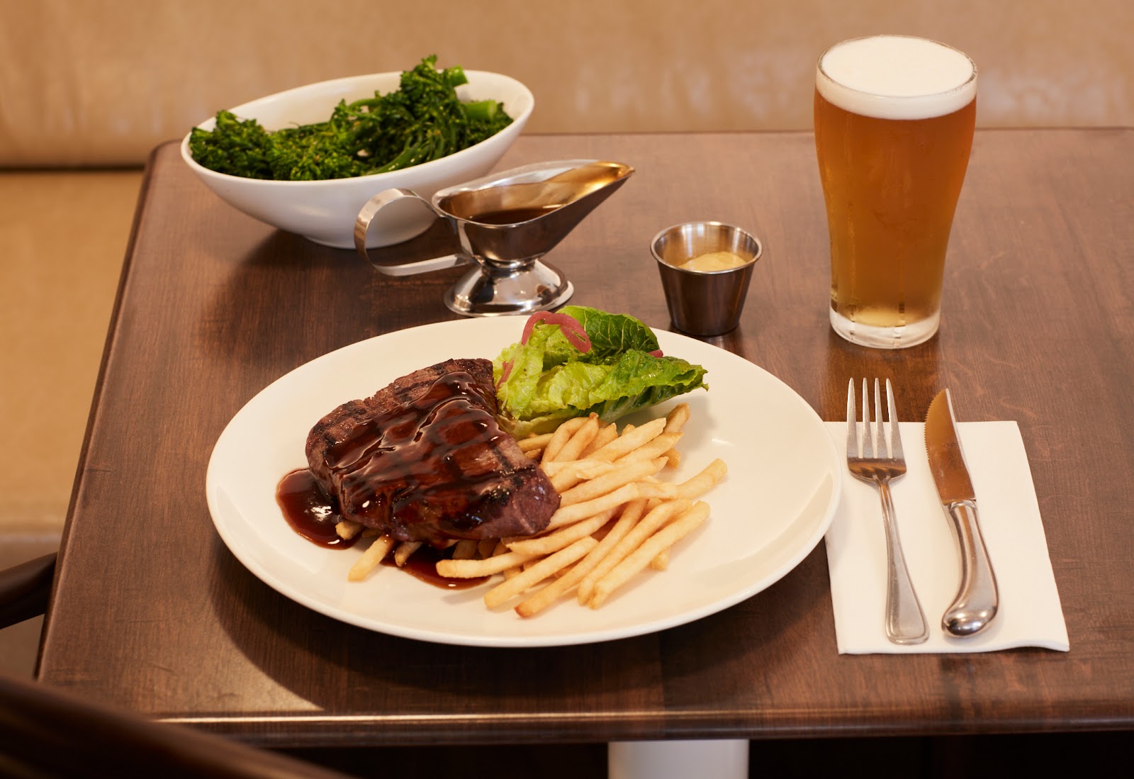 Empire Hotel Annandale in Annandale - photo 8