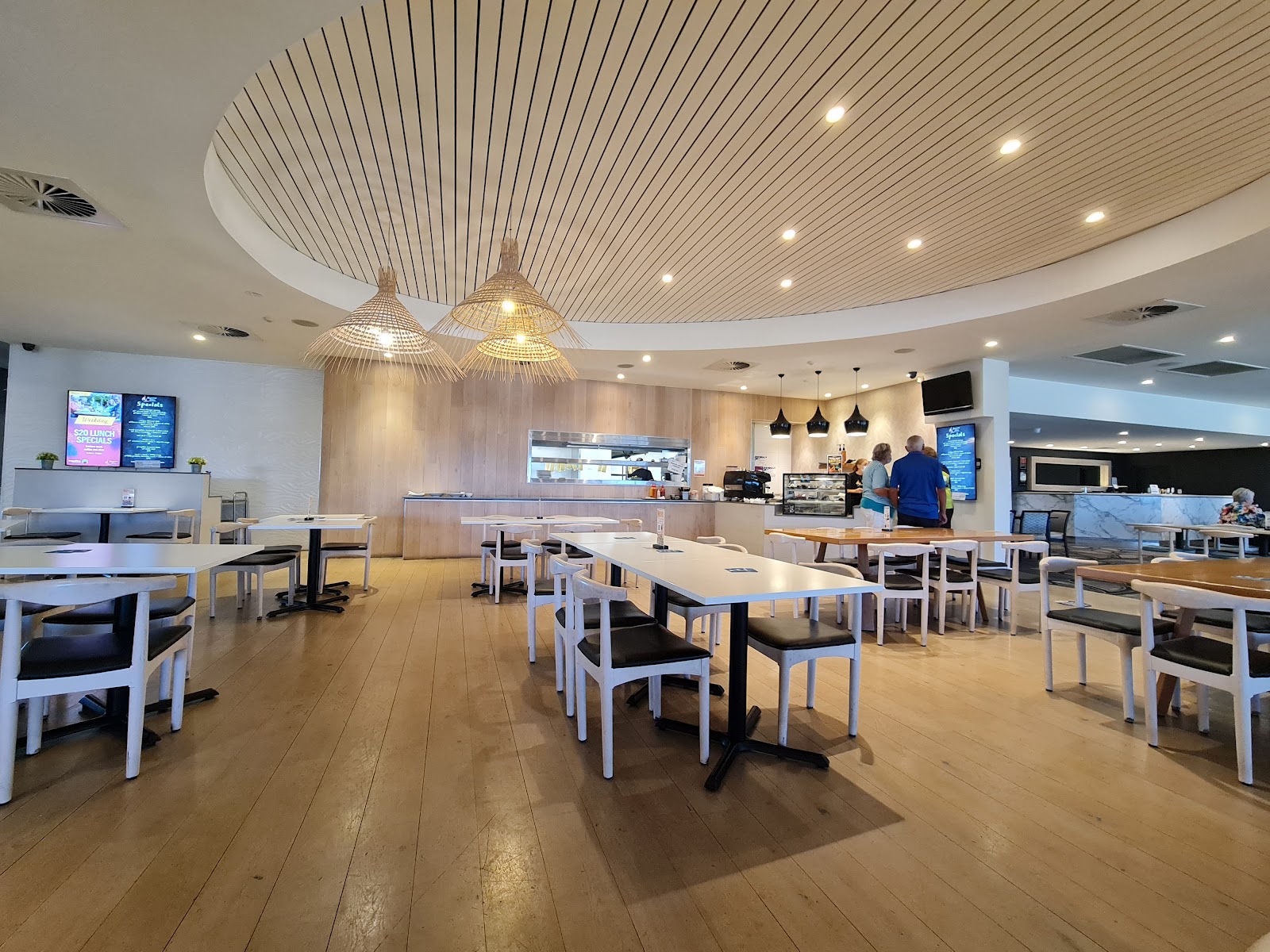 Engadine Bowling & Recreation Club Ltd in Engadine - photo 2