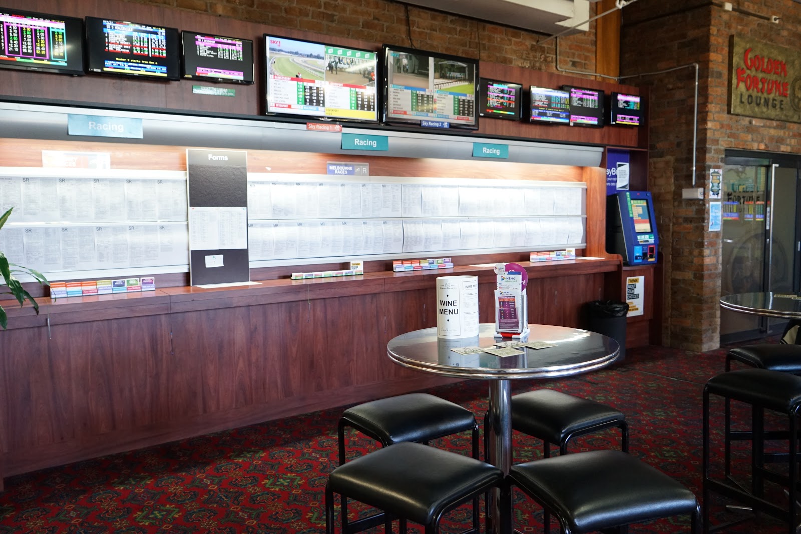 Ermington Hotel in Ermington - photo 3