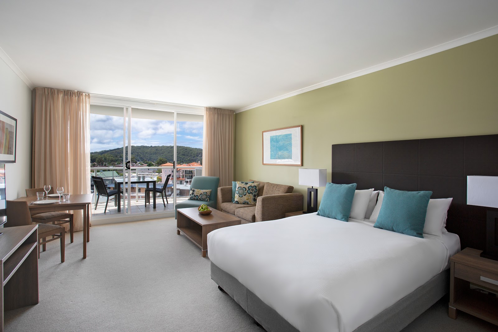 Ettalong Hotel in Ettalong Beach - photo 4