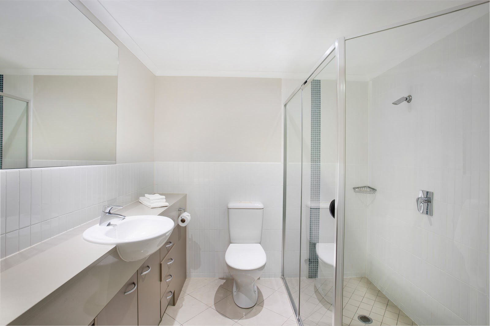 Ettalong Hotel in Ettalong Beach - photo 7