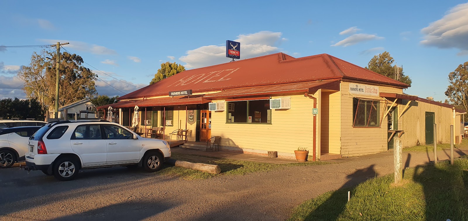 Farmers Hotel in Vacy - photo 1