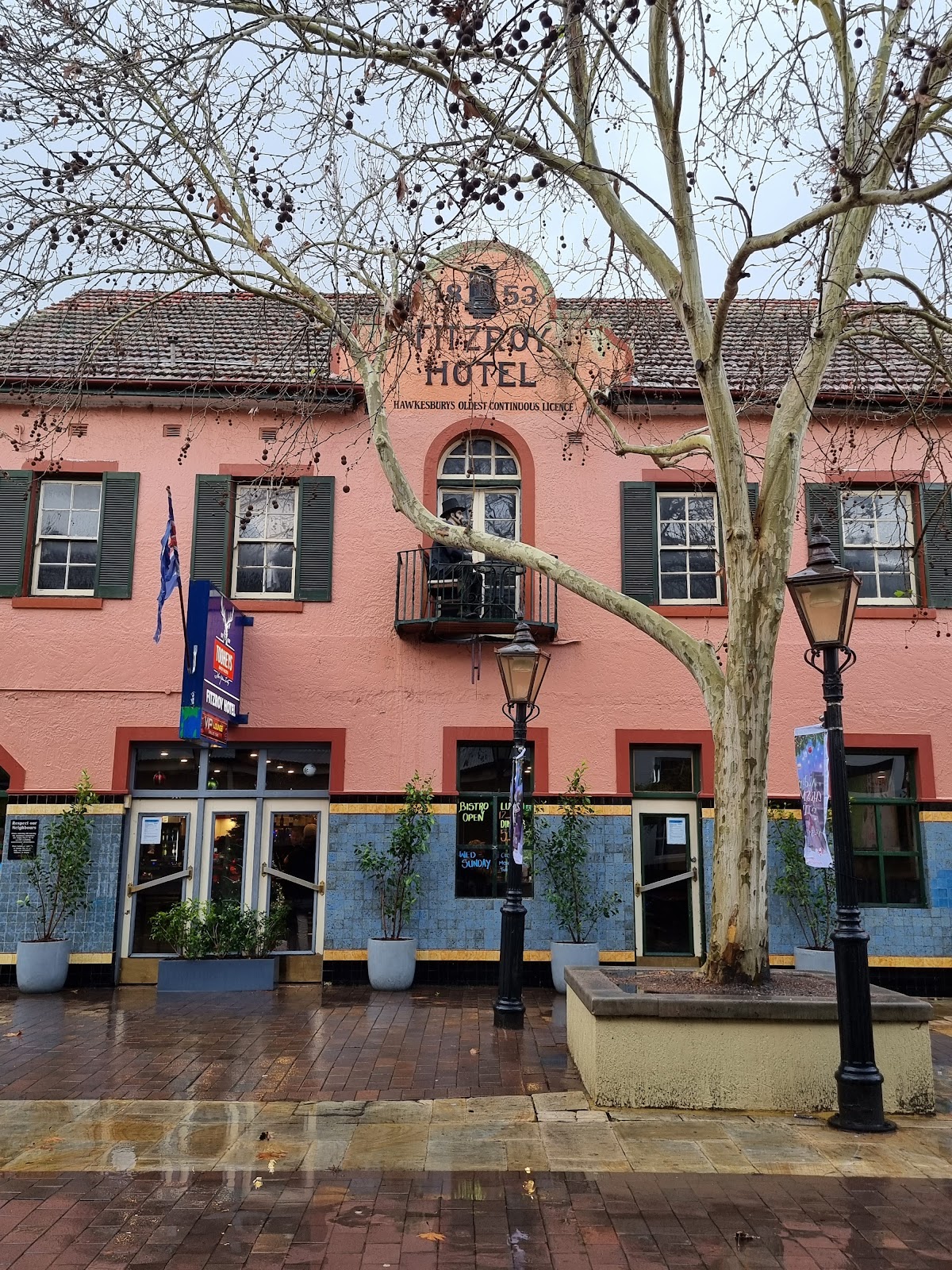Fitzroy Hotel in Windsor - photo 2