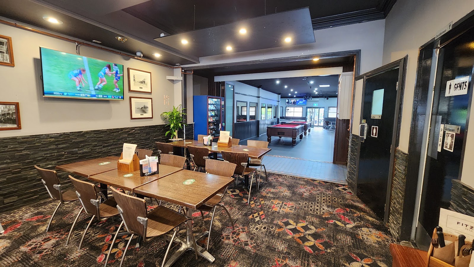 Fitzroy Hotel in Windsor - photo 5
