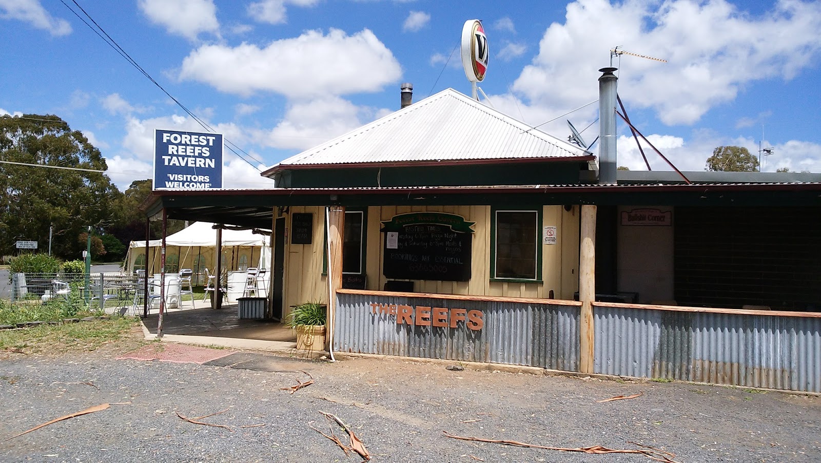 Forest Reefs Tavern in Forest Reefs - photo 1