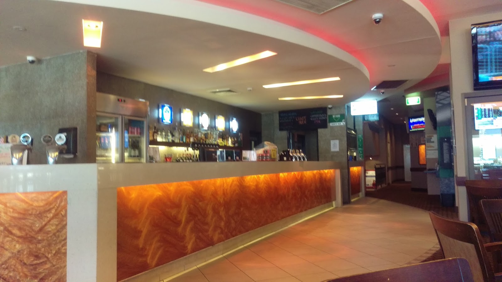 Freeway Hotel in Artarmon - photo 2