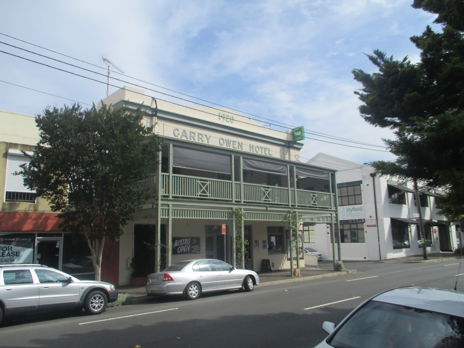 Garry Owen Hotel in Rozelle - photo 1