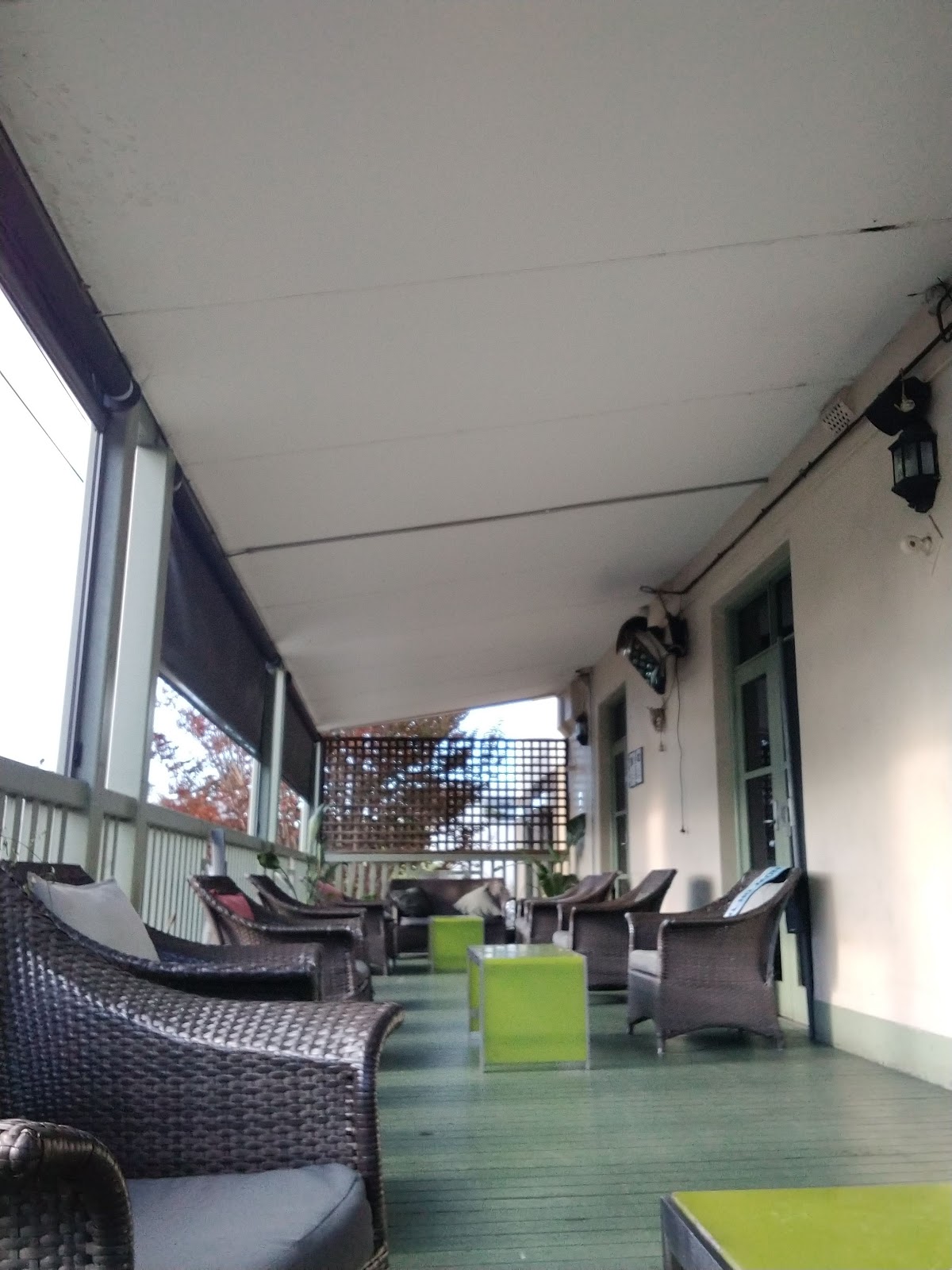 Garry Owen Hotel in Rozelle - photo 5