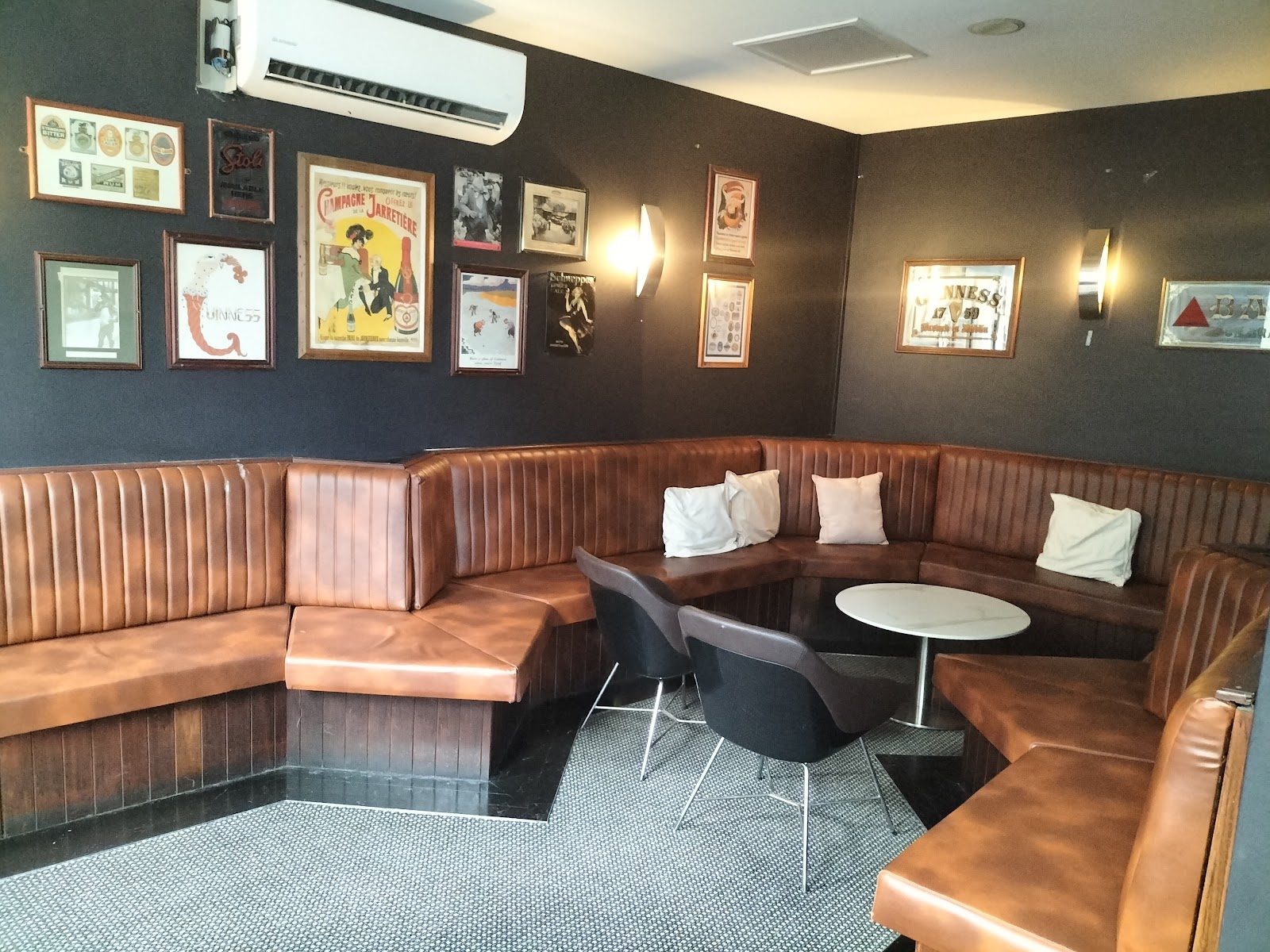 Gaslight Inn Hotel in Darlinghurst - photo 3