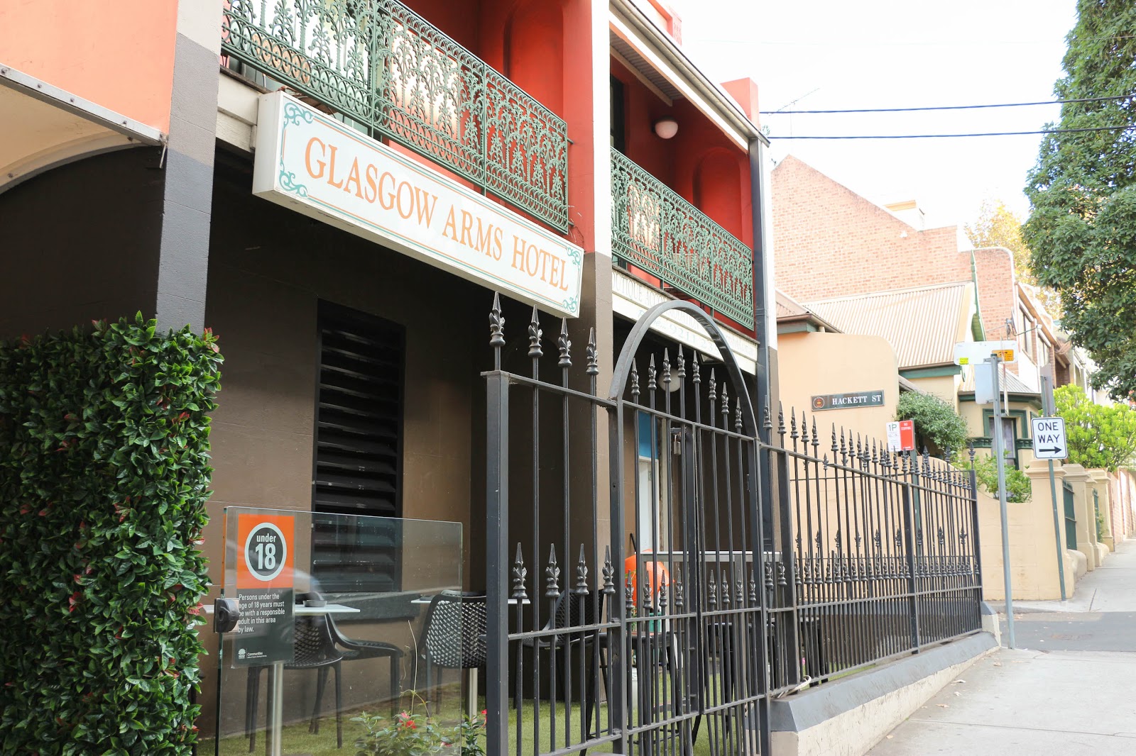 Glasgow Arms Hotel in Ultimo - photo 1