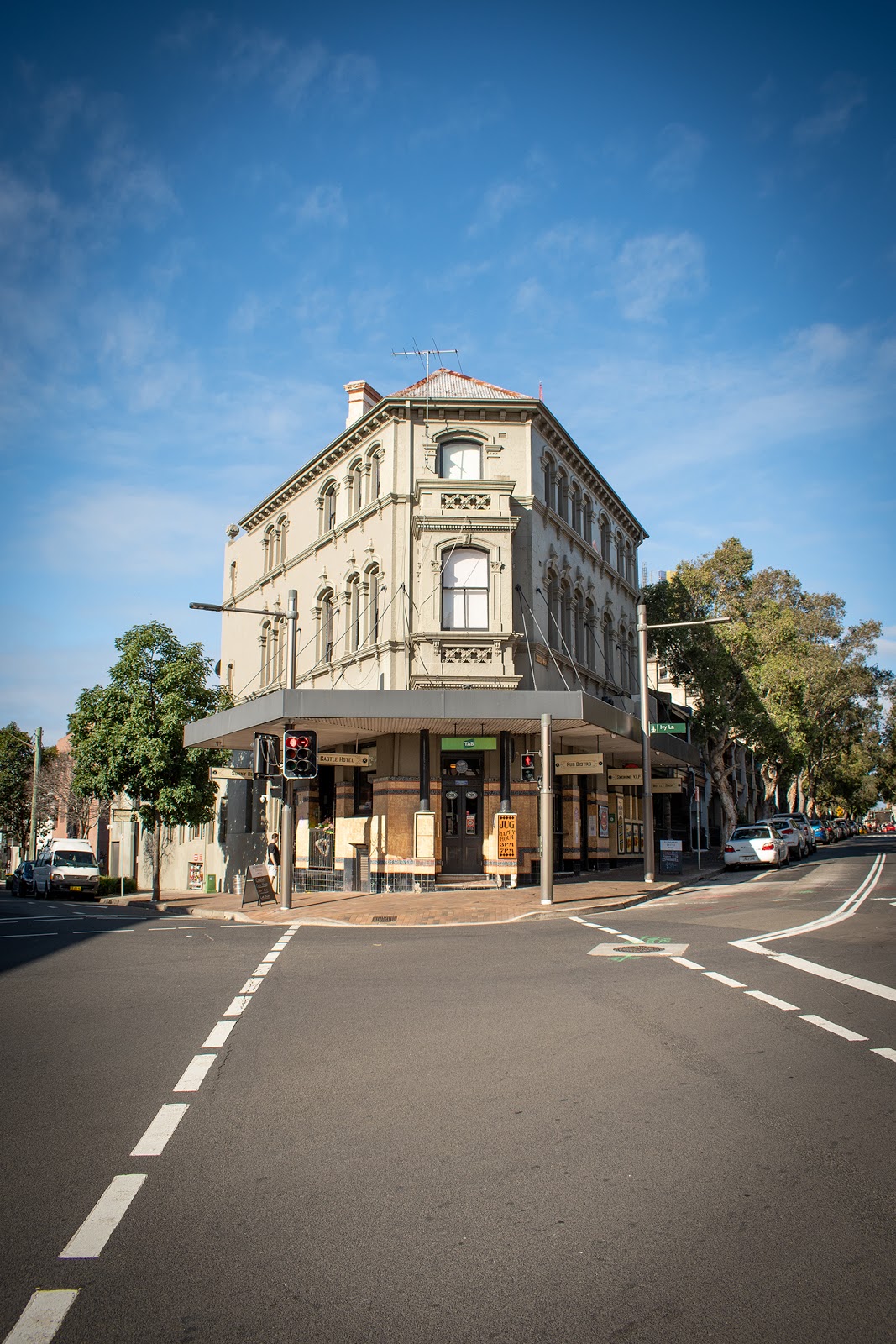 Glengarry Castle Hotel in Redfern - photo 1