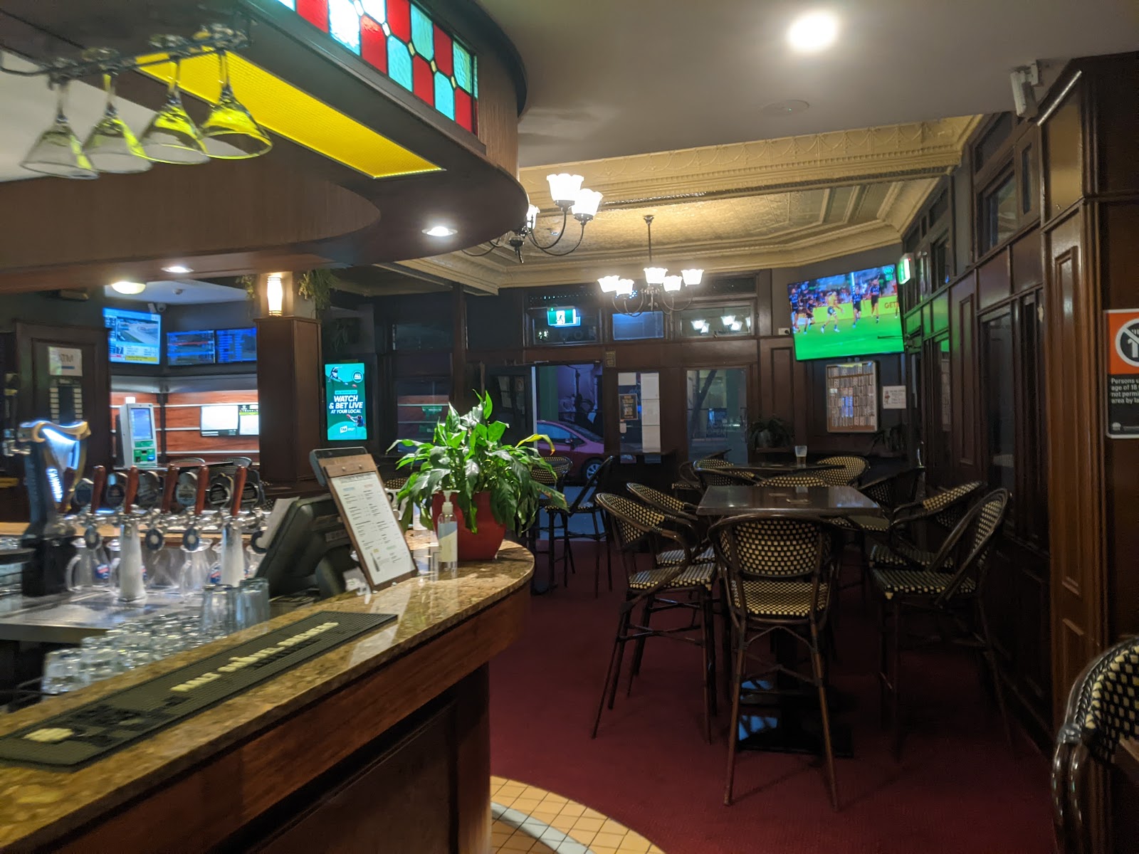 Glenroy Hotel in Alexandria - photo 3