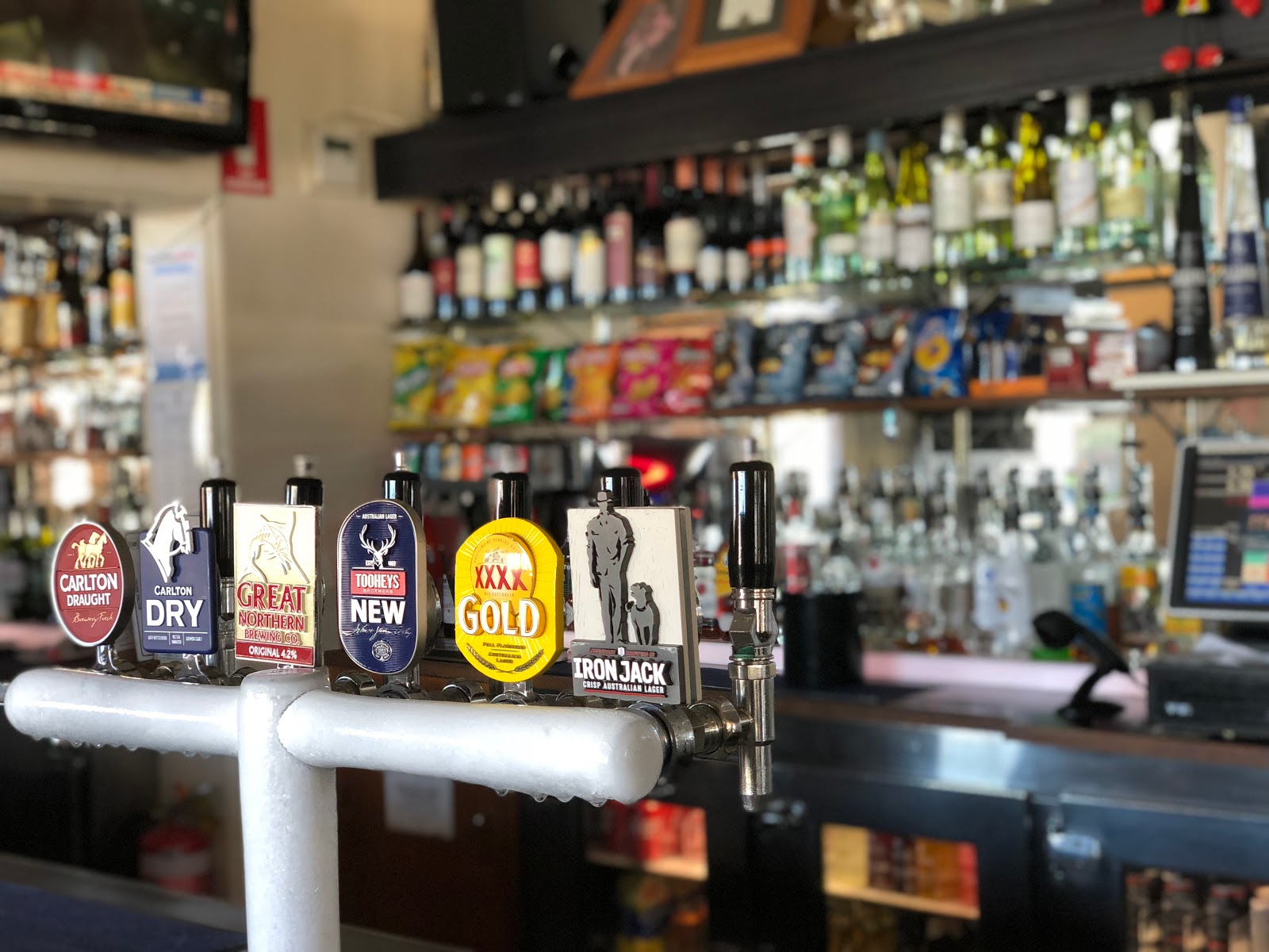 Gordon Hotel in Goulburn - photo 4