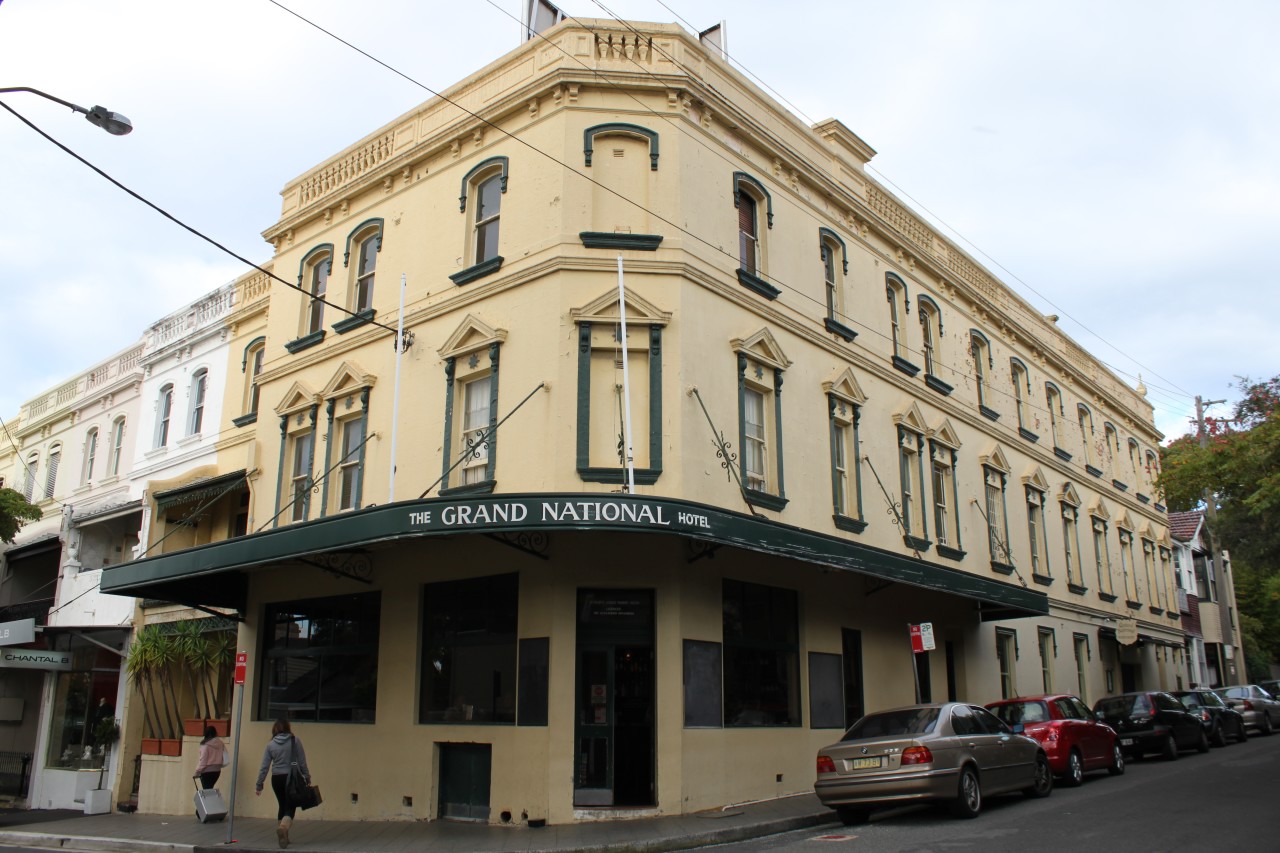 Grand National Hotel in Paddington - photo 1