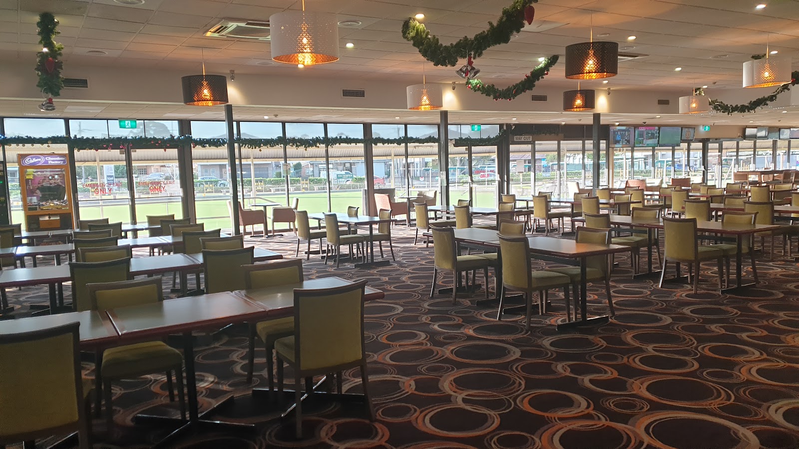 Grandviews Bowling & Recreation Club in Peakhurst - photo 3