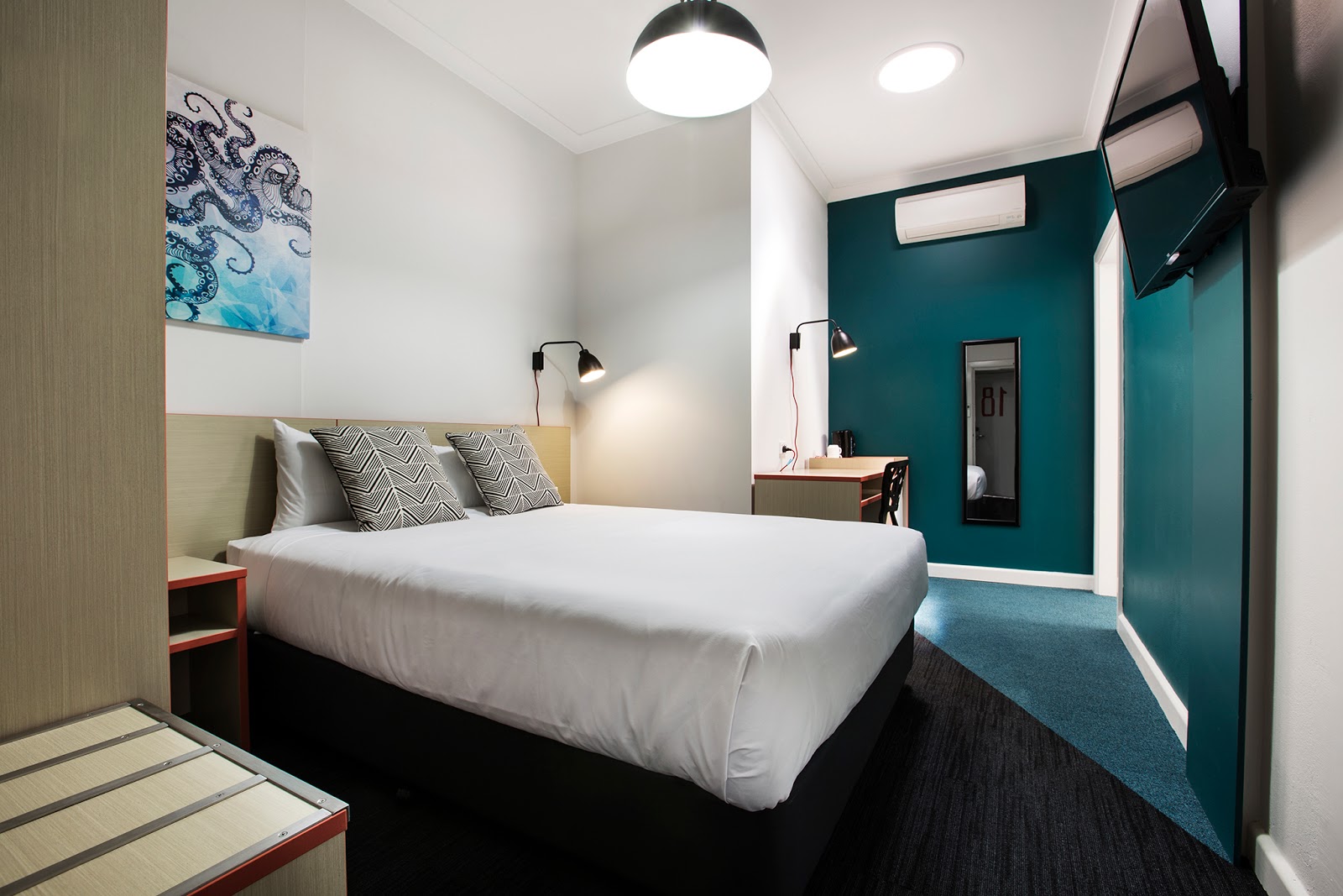 Greenacre Hotel in Greenacre - photo 5