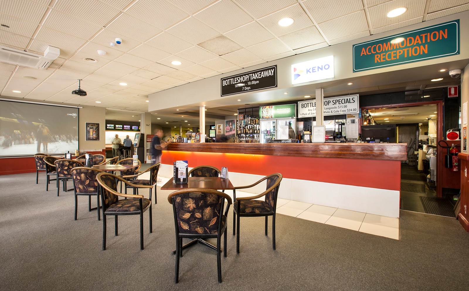 Greenacre Hotel in Greenacre - photo 1
