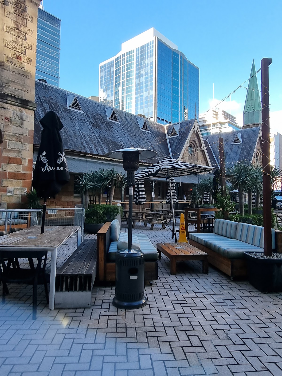 Greenwood Hotel in North Sydney - photo 2