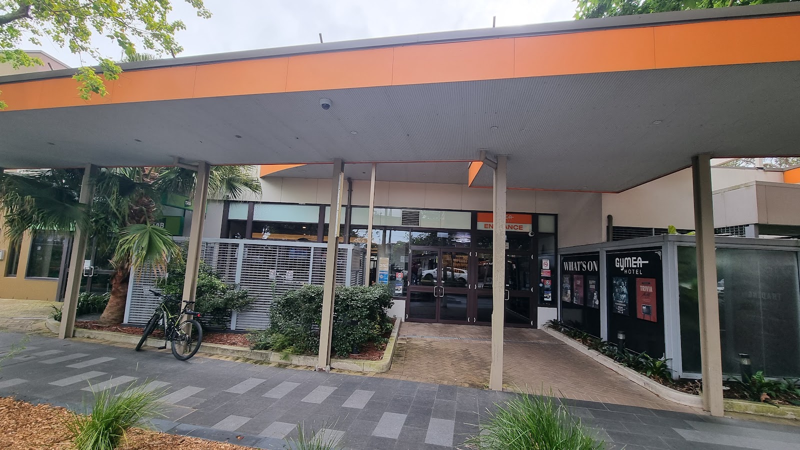 Gymea Hotel in Gymea - photo 7
