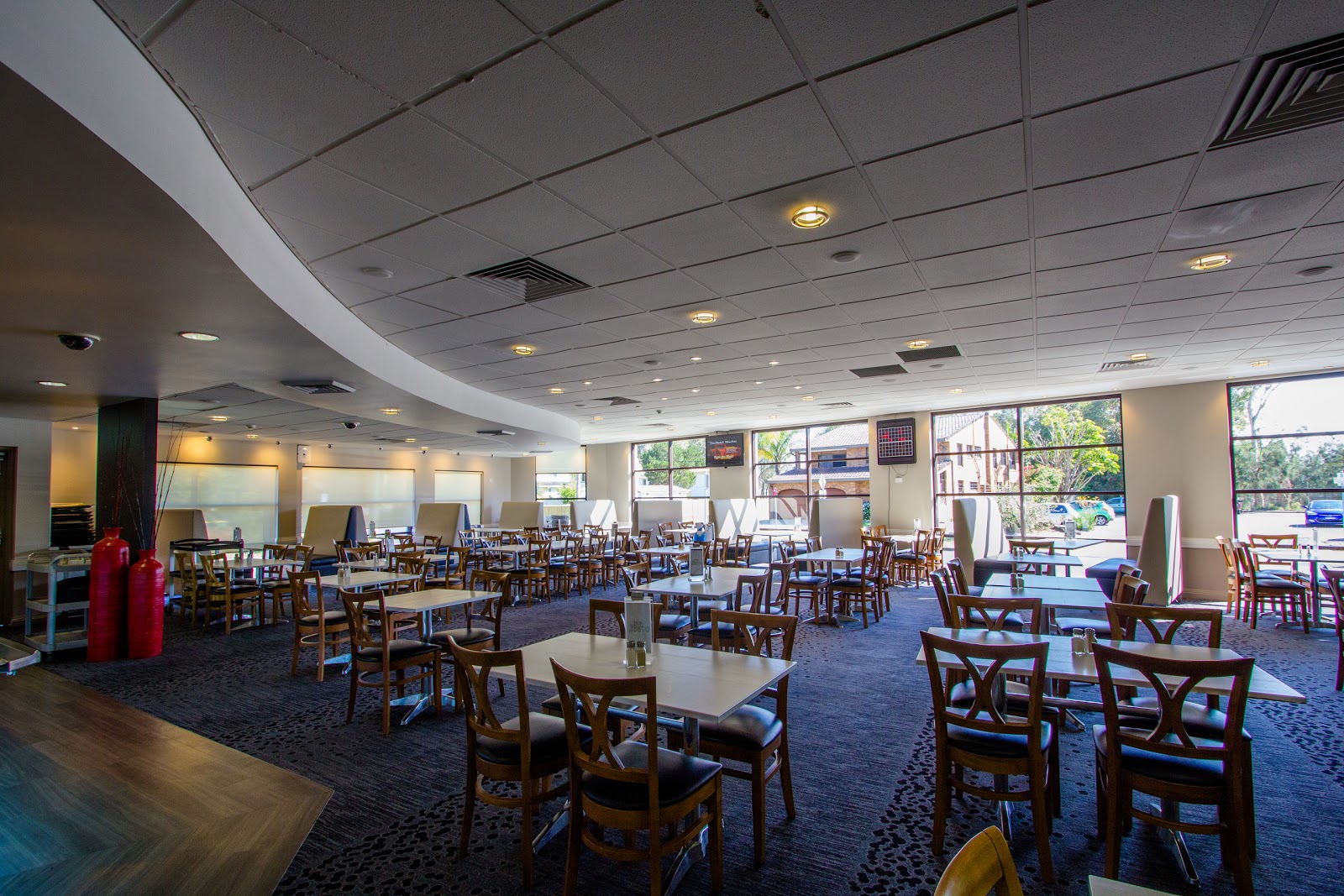 Halekulani Bowling Club in Budgewoi - photo 2