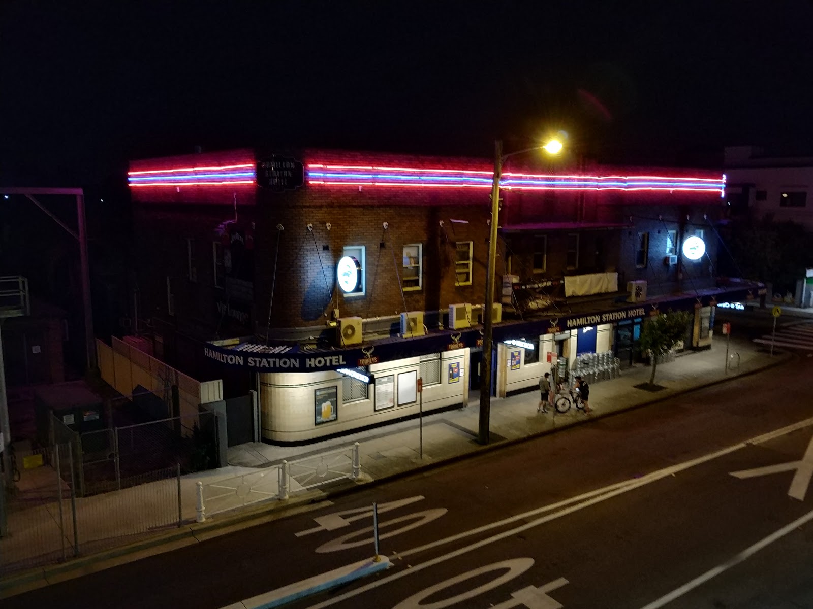Hamilton Station Hotel in Islington - photo 1