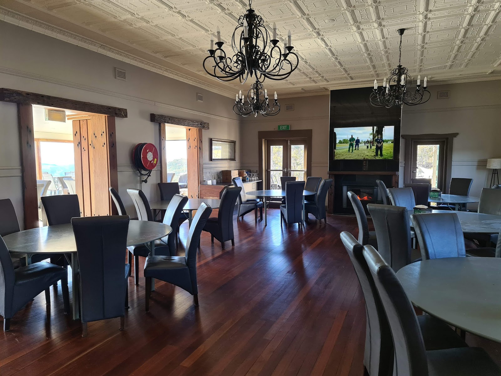 Hampton Half-Way House Hotel in Hampton - photo 2