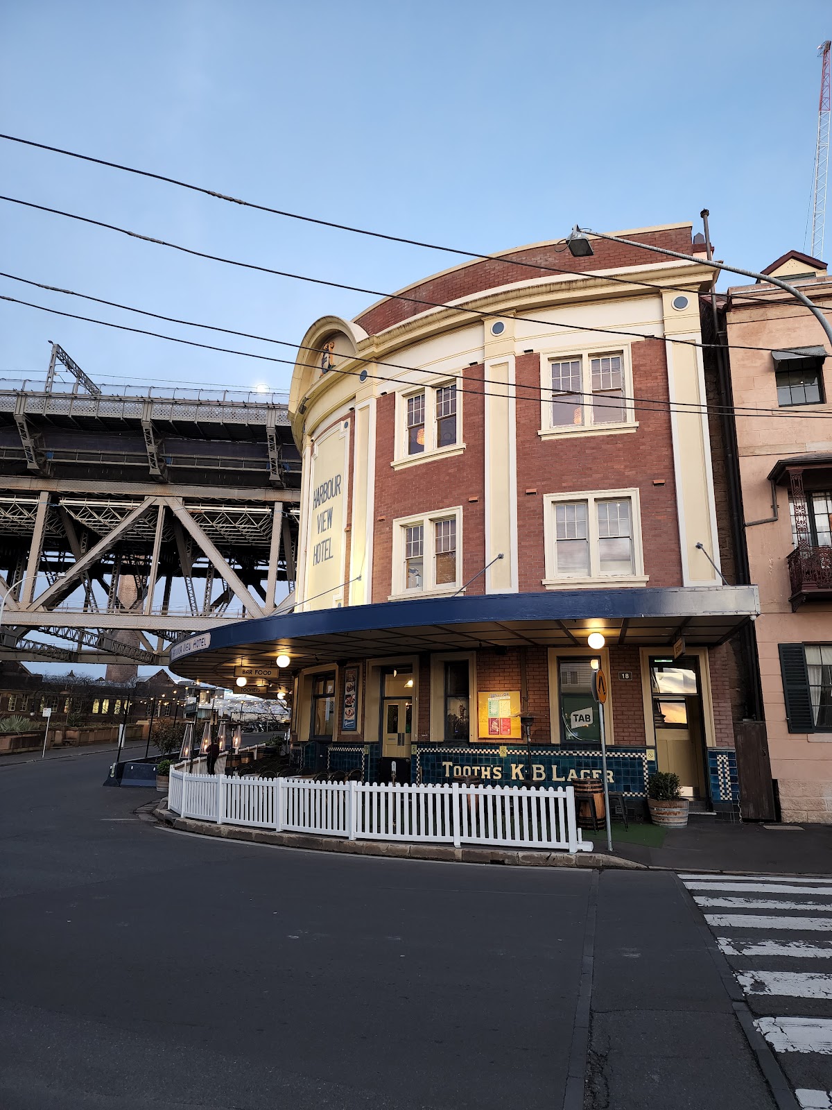 Harbour View Hotel in Dawes Point - photo 6