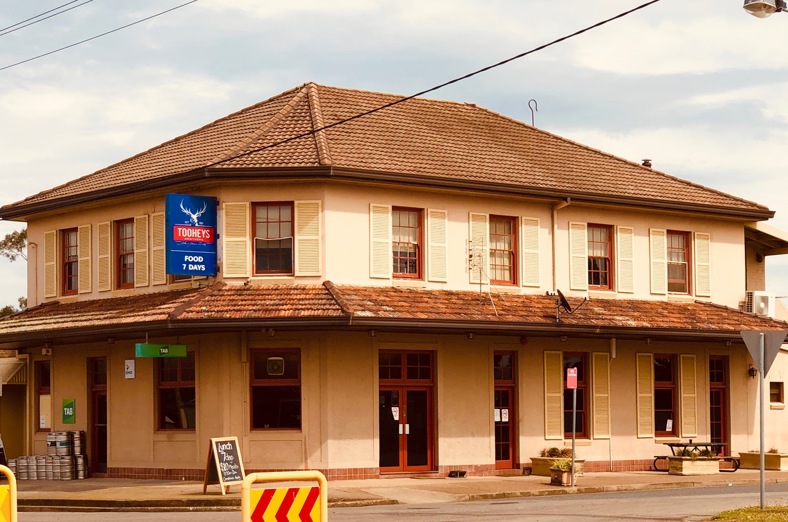Heddon Greta Hotel in Heddon Greta - photo 1