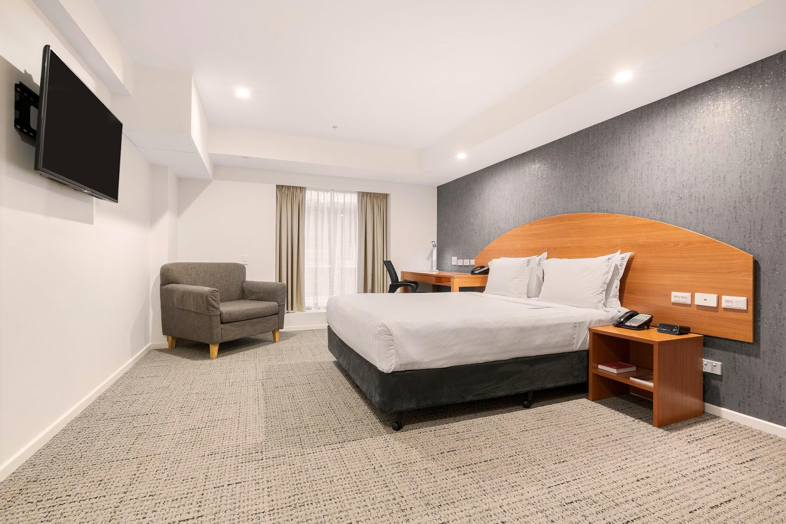 Holiday Inn Darling Harbour in Haymarket - photo 6