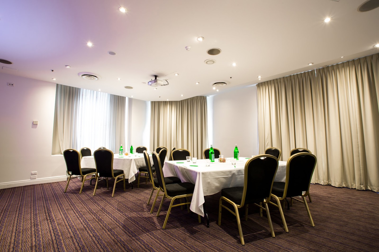 Holiday Inn Darling Harbour in Haymarket - photo 3