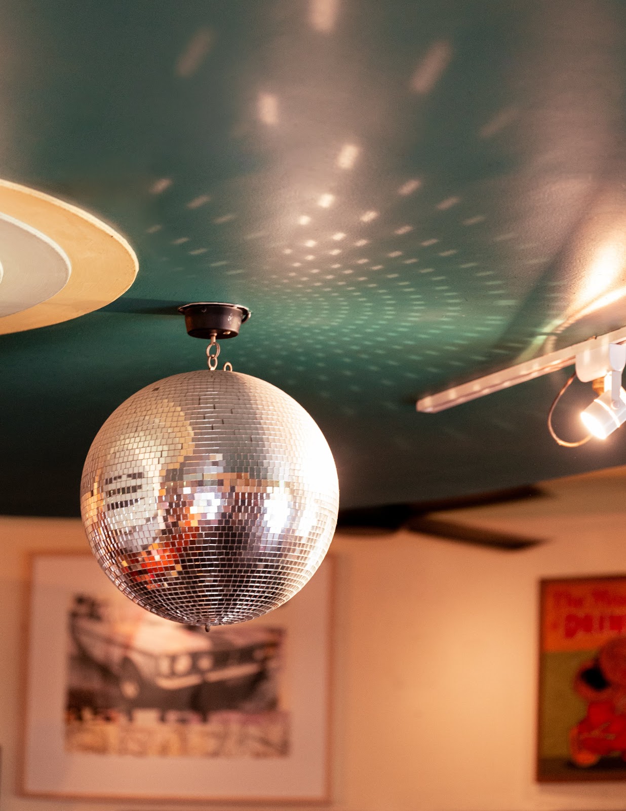 Hollywood Hotel in Surry Hills - photo 5