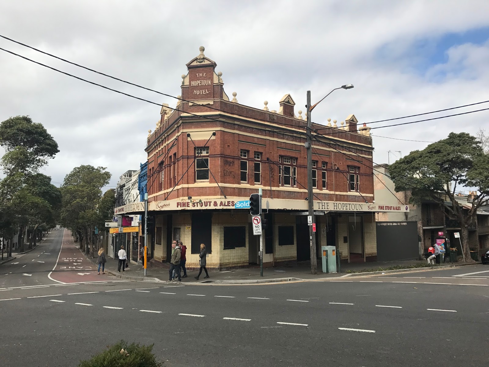 Hopetoun Hotel in Surry Hills - photo 1