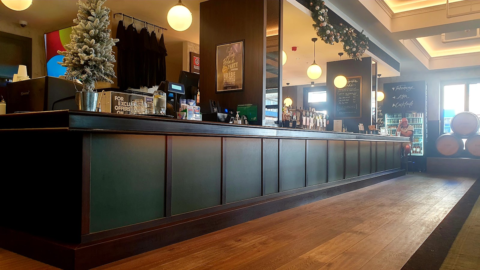 Hotel Illawarra in Wollongong - photo 3