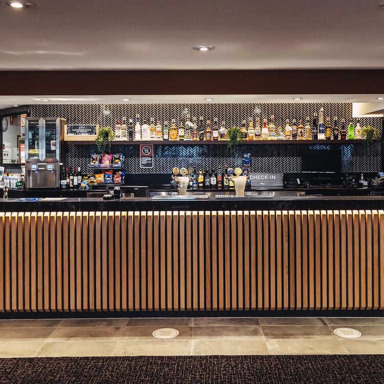 Hume Hotel in Yagoona - photo 2