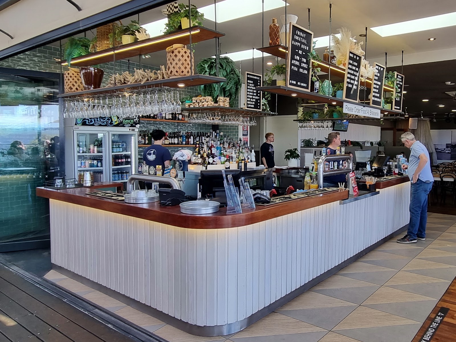 Husky Pub in Huskisson - photo 4