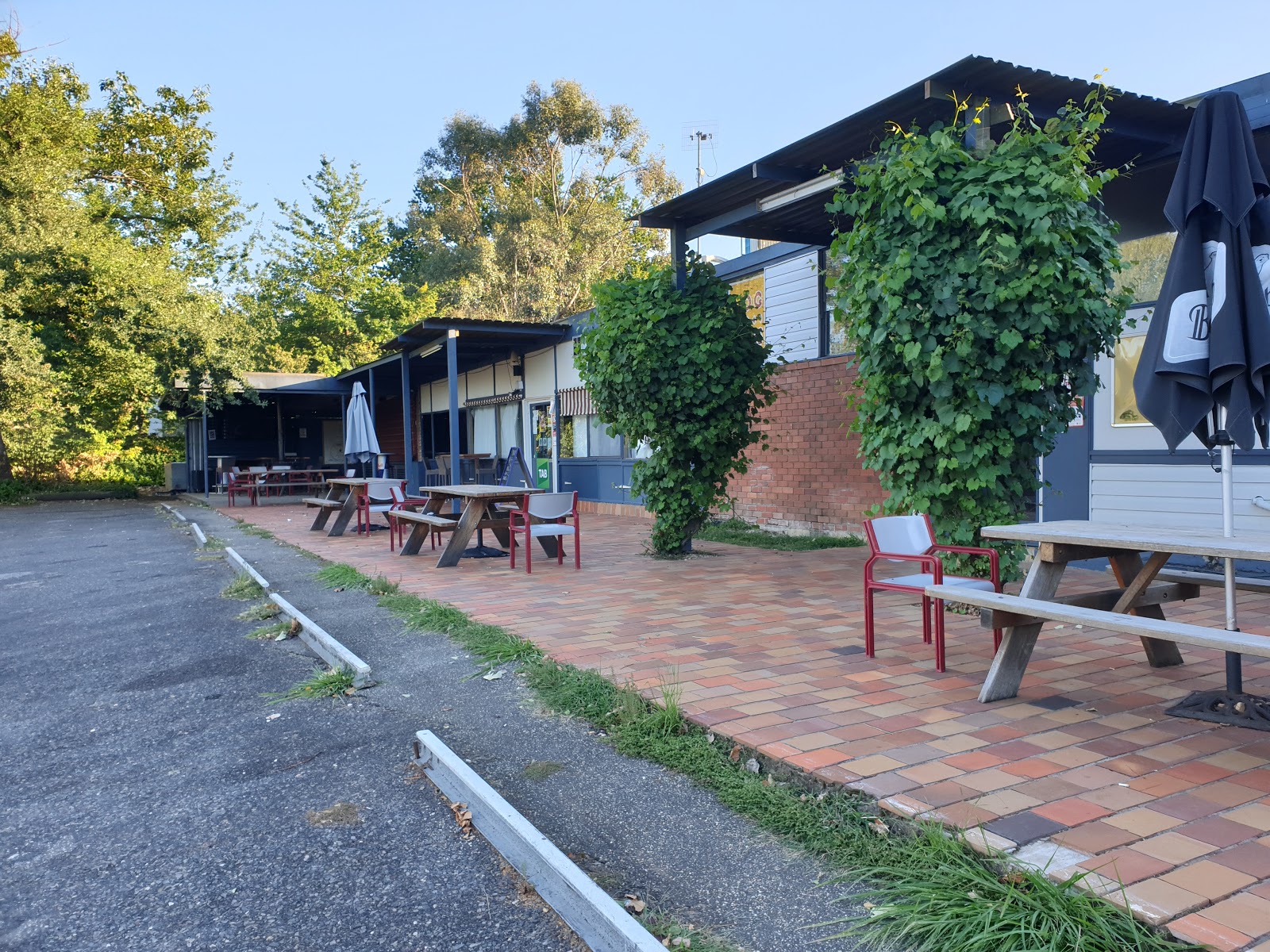 Khancoban Alpine Inn in Khancoban - photo 2