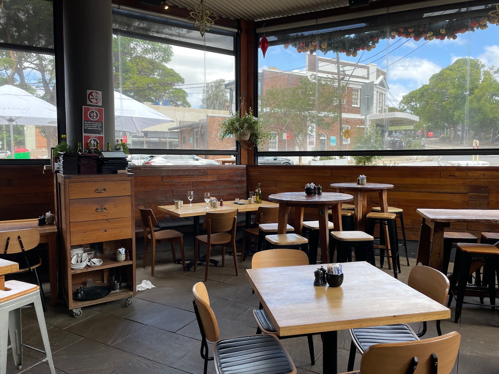 Kipling's garage bar in Turramurra - photo 4