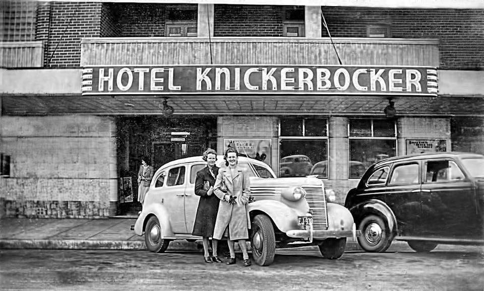 Knickerbocker Hotel Motel in Bathurst - photo 1