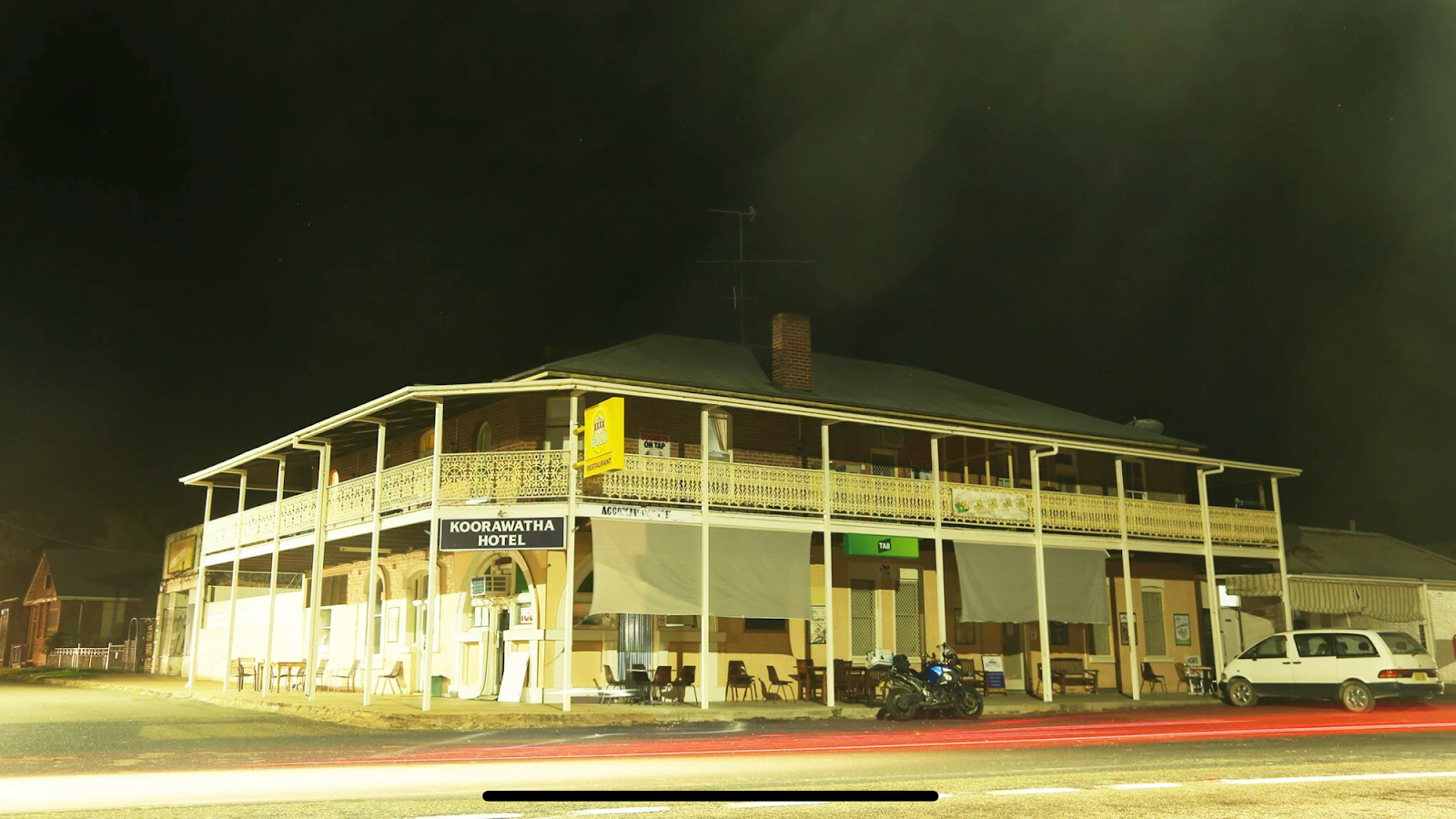 Koorawatha Hotel in Koorawatha - photo 3