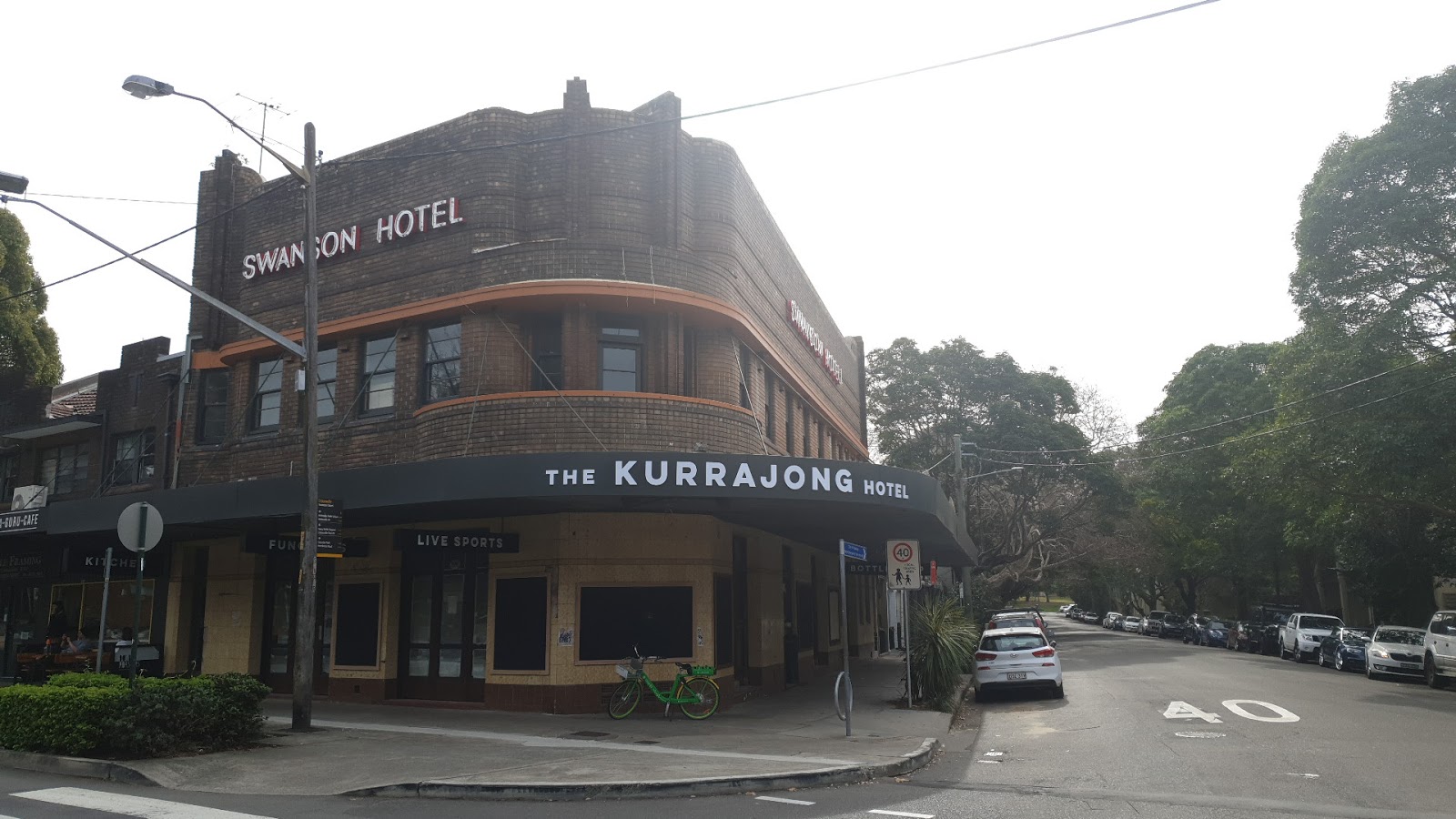 Kurrajong Hotel in Erskineville - photo 2
