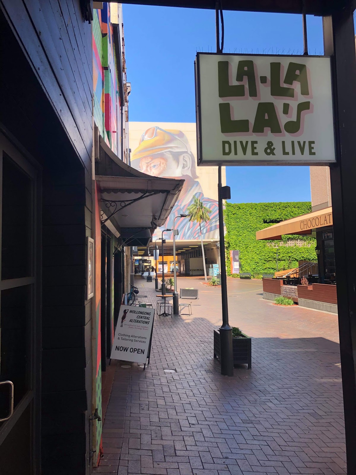 La La La's in Wollongong - photo 3